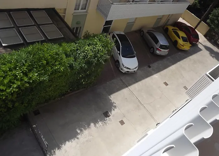 Eden מלון גראדו